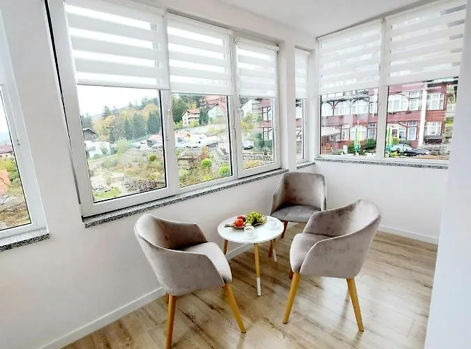 Karkonosze - Klimatyzowany Charlotte Na Deptaku Z Parkingiem W Cenie Apartament Karpacz