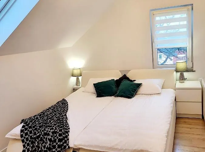 Karkonosze - Klimatyzowany Charlotte Na Deptaku Z Parkingiem W Cenie Apartament