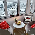 Karkonosze - Klimatyzowany Charlotte Na Deptaku Z Parkingiem W Cenie Διαμέρισμα Karpacz