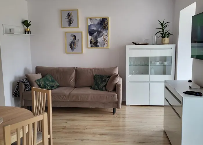 Karkonosze - Klimatyzowany Charlotte Na Deptaku Z Parkingiem W Cenie Карпач